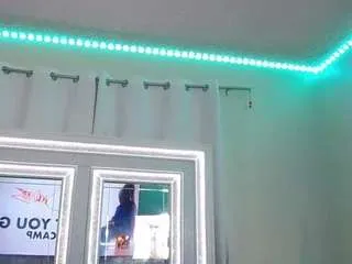 adafontaine18 on CamSoda