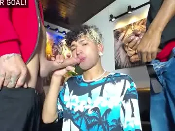 Freechat 1pushman on Chaturbate