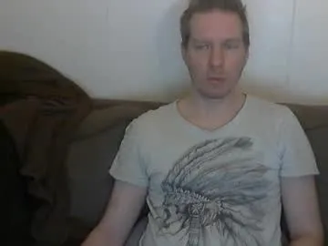 Freechat 2small4you83 on Chaturbate