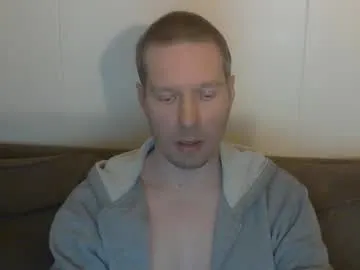 Freechat 2small4you83 on Chaturbate