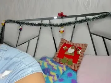 Offline _aurora18 on Chaturbate