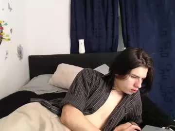 Freechat _broken_47 on Chaturbate