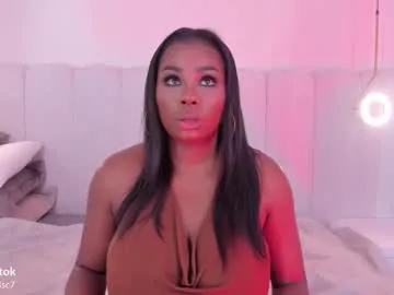 Offline _huge_boobs_ebony on Chaturbate