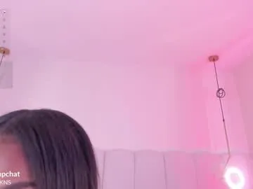 Offline _huge_boobs_ebony on Chaturbate