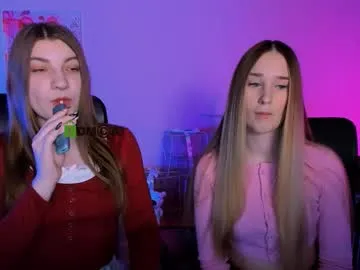 Freechat _kellykitten_ on Chaturbate