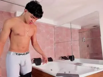 Freechat _taylorblack on Chaturbate