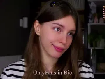 Freechat aislyfarran on Chaturbate