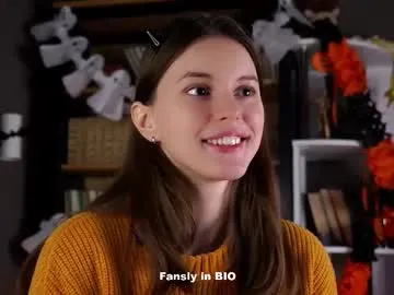 Freechat aislyfarran on Chaturbate