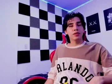 Freechat alan_boy01 on Chaturbate