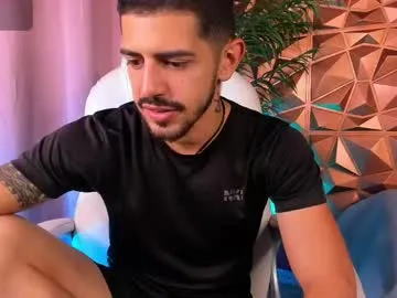 Freechat alejandrostorm on Chaturbate