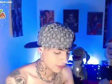 Offline alex_rockstar on Chaturbate