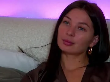 Offline alexandrabloom on Chaturbate