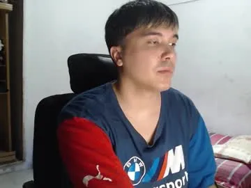 Offline alexriversx on Chaturbate