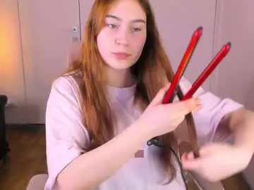 Freechat alice_clark13 on Chaturbate