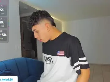 Offline andrew_twink18 on Chaturbate