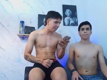 Offline andy_miller5 on Chaturbate