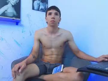 Offline andy_miller5 on Chaturbate