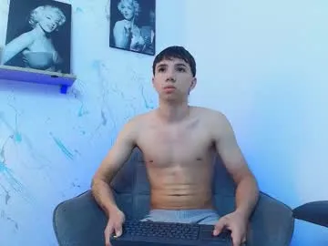 Offline andy_miller5 on Chaturbate