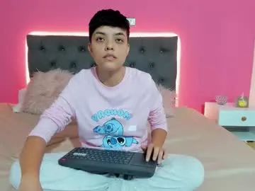 Freechat ariloe_quintero on Chaturbate