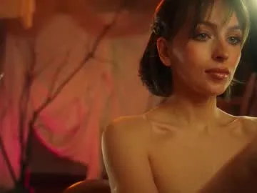 Offline artmosphera on Chaturbate