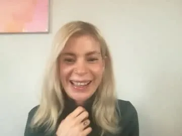 Freechat ashleebby818 on Chaturbate