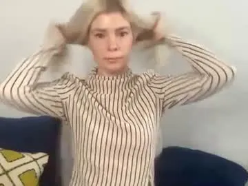 Freechat ashleebby818 on Chaturbate