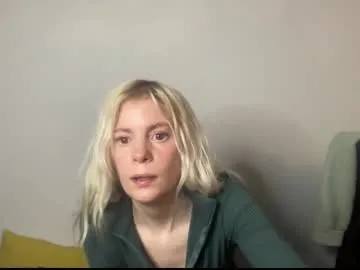 Freechat ashleebby818 on Chaturbate