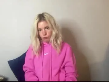 Freechat ashleebby818 on Chaturbate