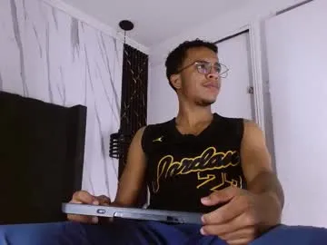 Offline aston_vera on Chaturbate