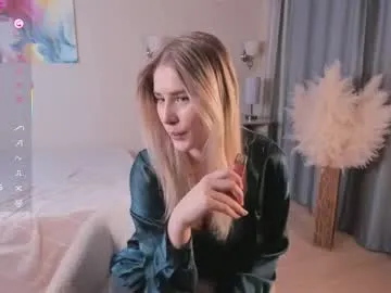 Offline aureliaabdula on Chaturbate