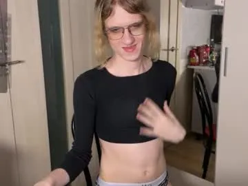 Offline avery_adam on Chaturbate