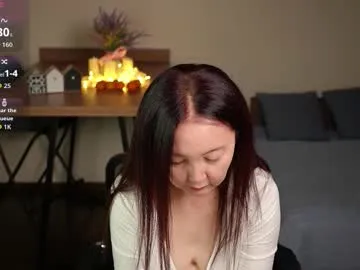 Freechat avroraromance on Chaturbate