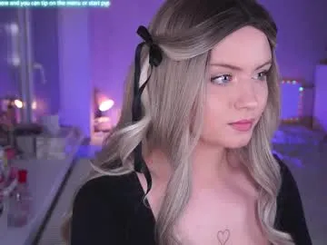 Offline beatris_mils on Chaturbate