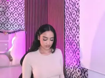 Freechat beella_tay1 on Chaturbate