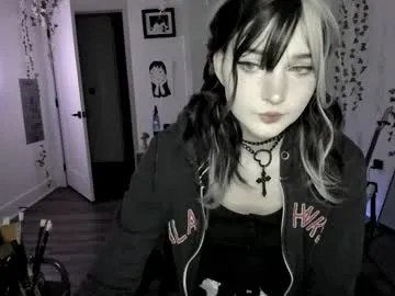 Offline blackberryfizz on Chaturbate