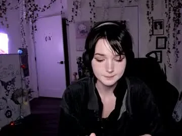 Offline blackberryfizz on Chaturbate