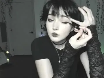 Offline blackberryfizz on Chaturbate