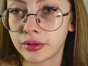 Freechat blissence on Chaturbate