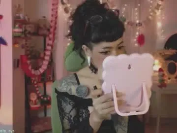 Offline blushing_nymph on Chaturbate