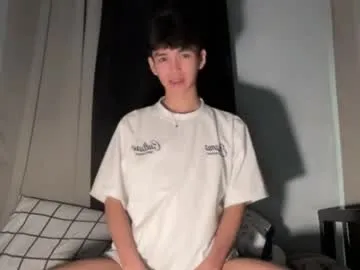 Offline camwithethan on Chaturbate