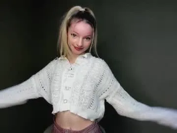 Offline candyvice on Chaturbate