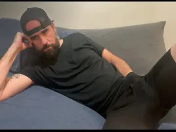 Offline captnblackbeard on Chaturbate