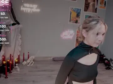 Offline careful_i_bite on Chaturbate