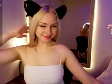 Freechat cateyepro on Chaturbate