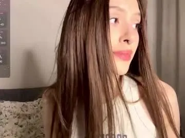 Offline catherenee on Chaturbate