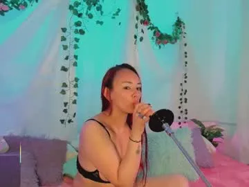 Freechat centaurigirls on Chaturbate