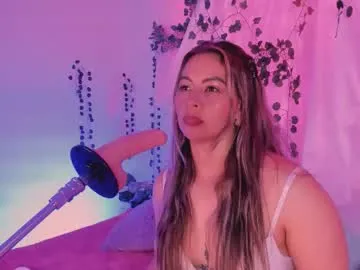 Freechat centaurigirls on Chaturbate