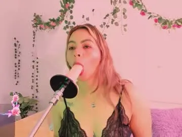 Freechat centaurigirls on Chaturbate