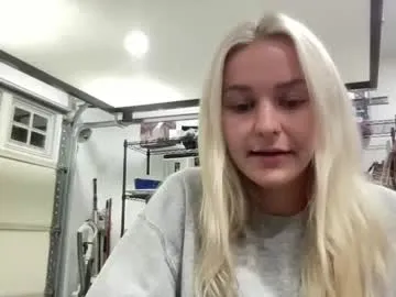 Offline chloexbabe on Chaturbate