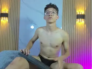 Freechat christopher_hunter on Chaturbate